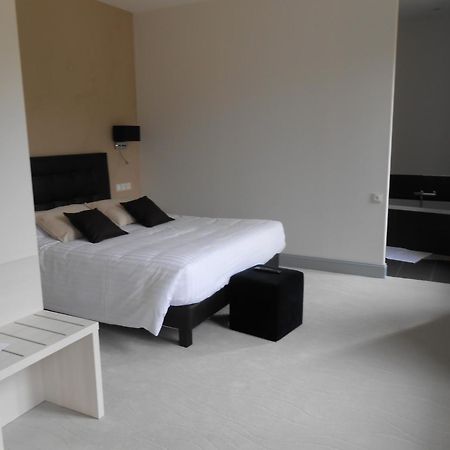 Logis- Hotel Spa Restaurant L'Epicurial Saint-Pey-de-Castets Стая снимка