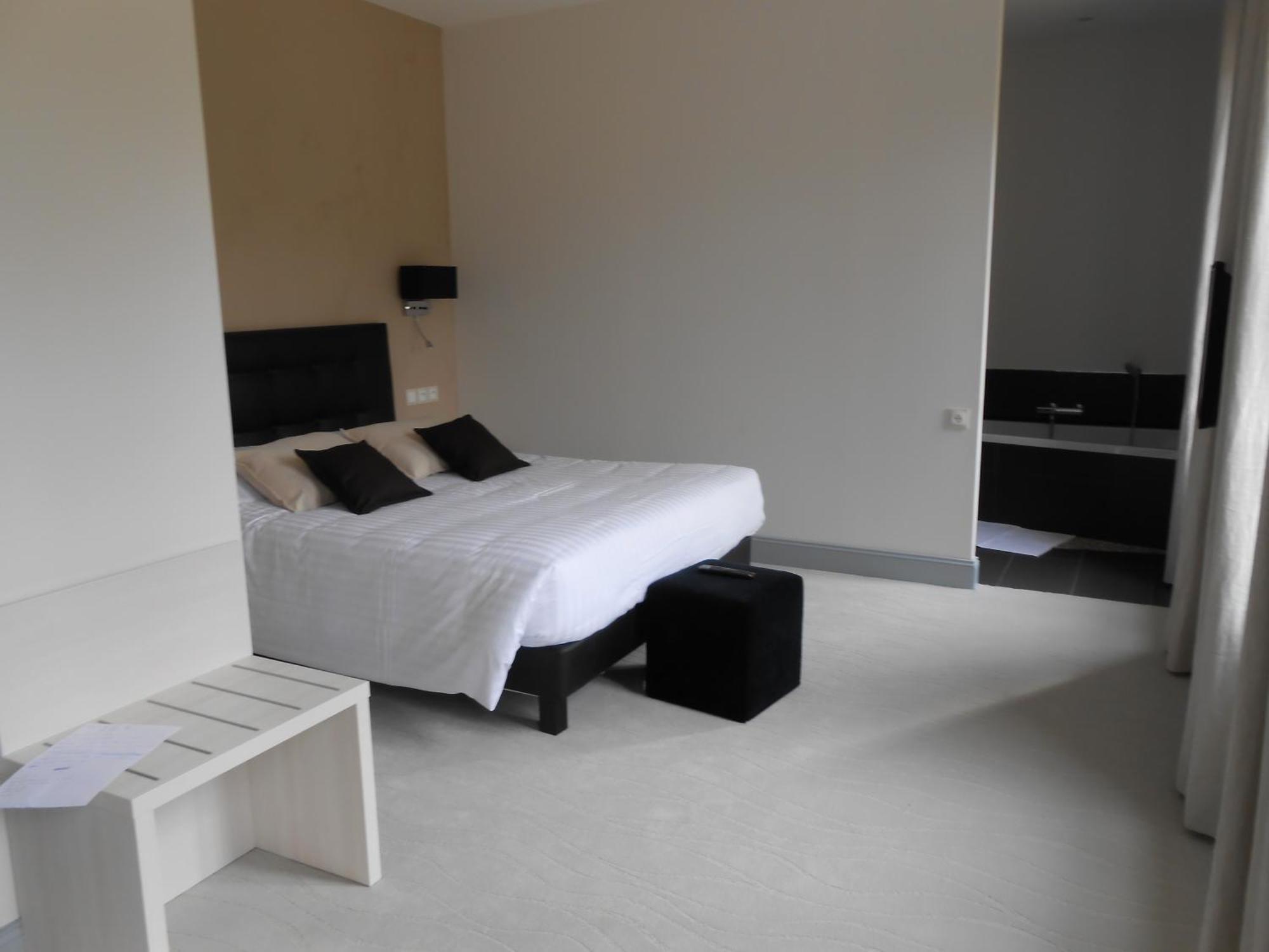 Logis- Hotel Spa Restaurant L'Epicurial Saint-Pey-de-Castets Стая снимка