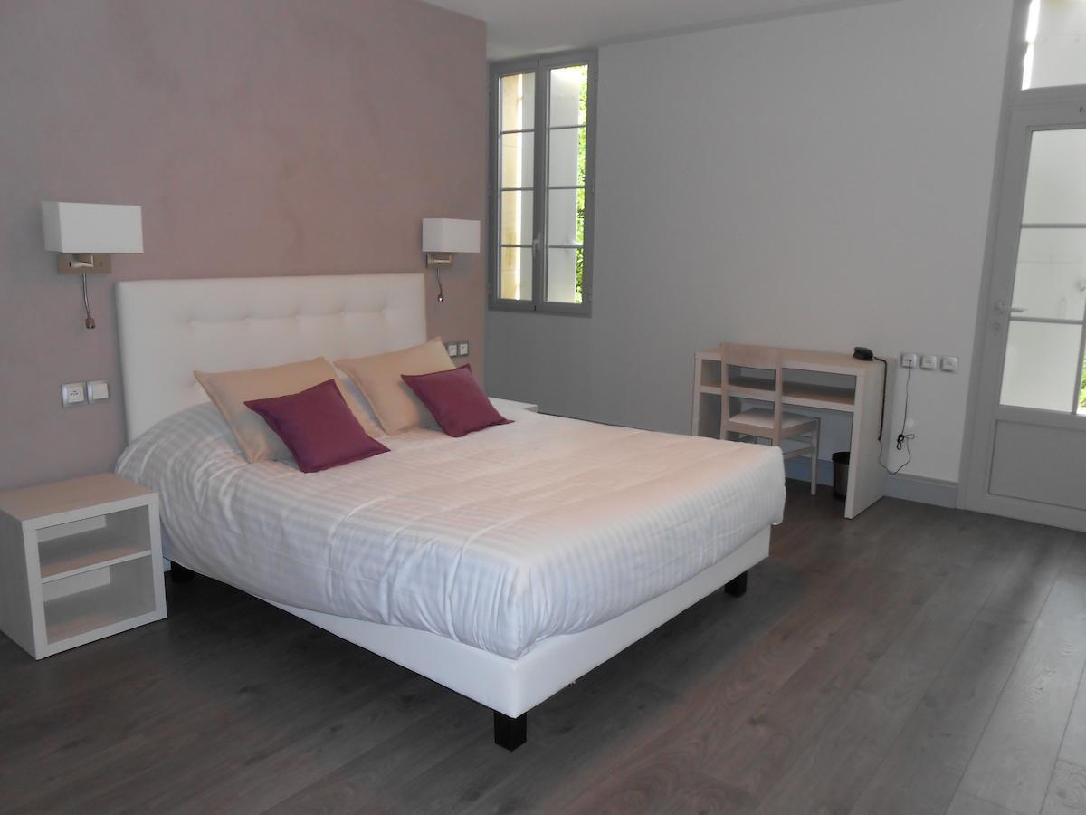 Logis- Hotel Spa Restaurant L'Epicurial Saint-Pey-de-Castets Стая снимка