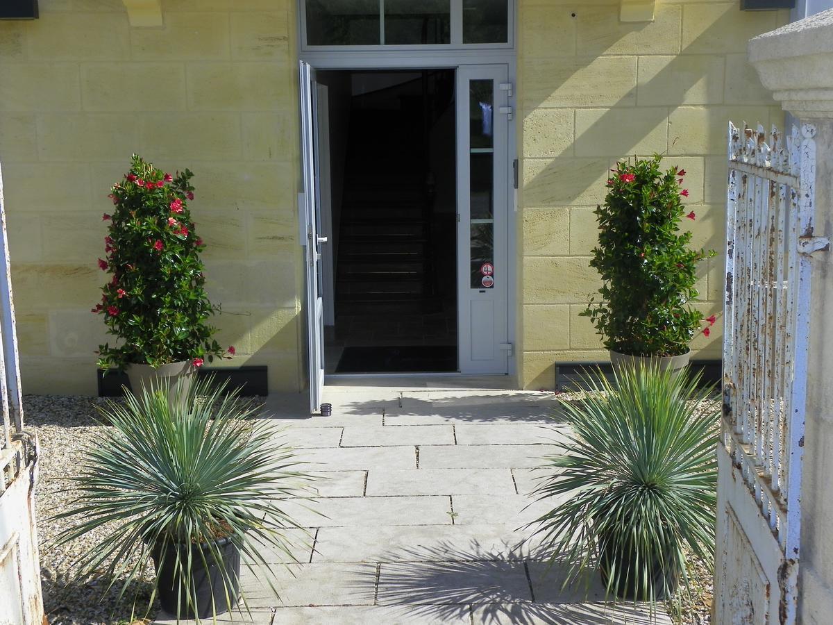 Logis- Hotel Spa Restaurant L'Epicurial Saint-Pey-de-Castets Екстериор снимка