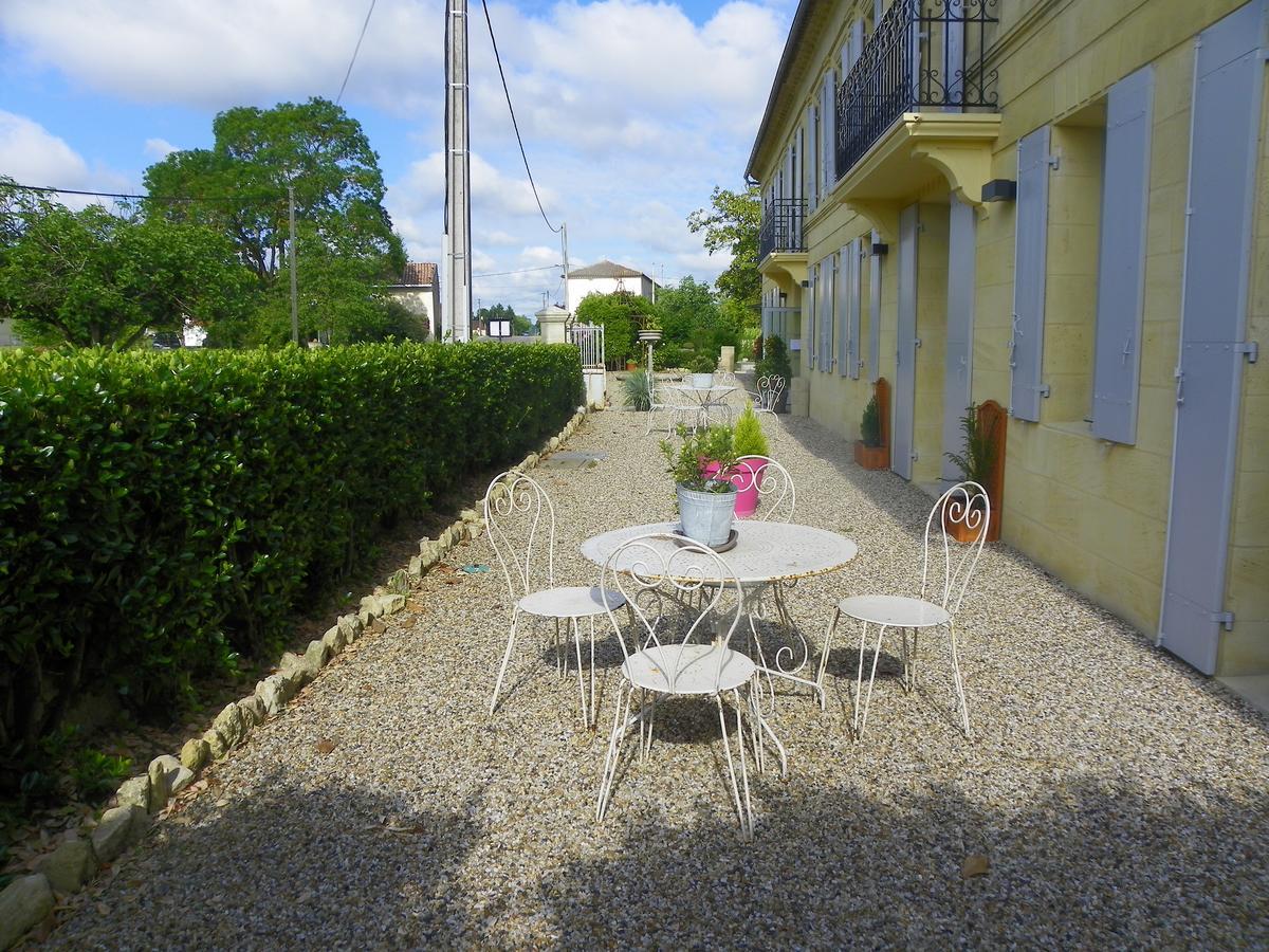 Logis- Hotel Spa Restaurant L'Epicurial Saint-Pey-de-Castets Екстериор снимка