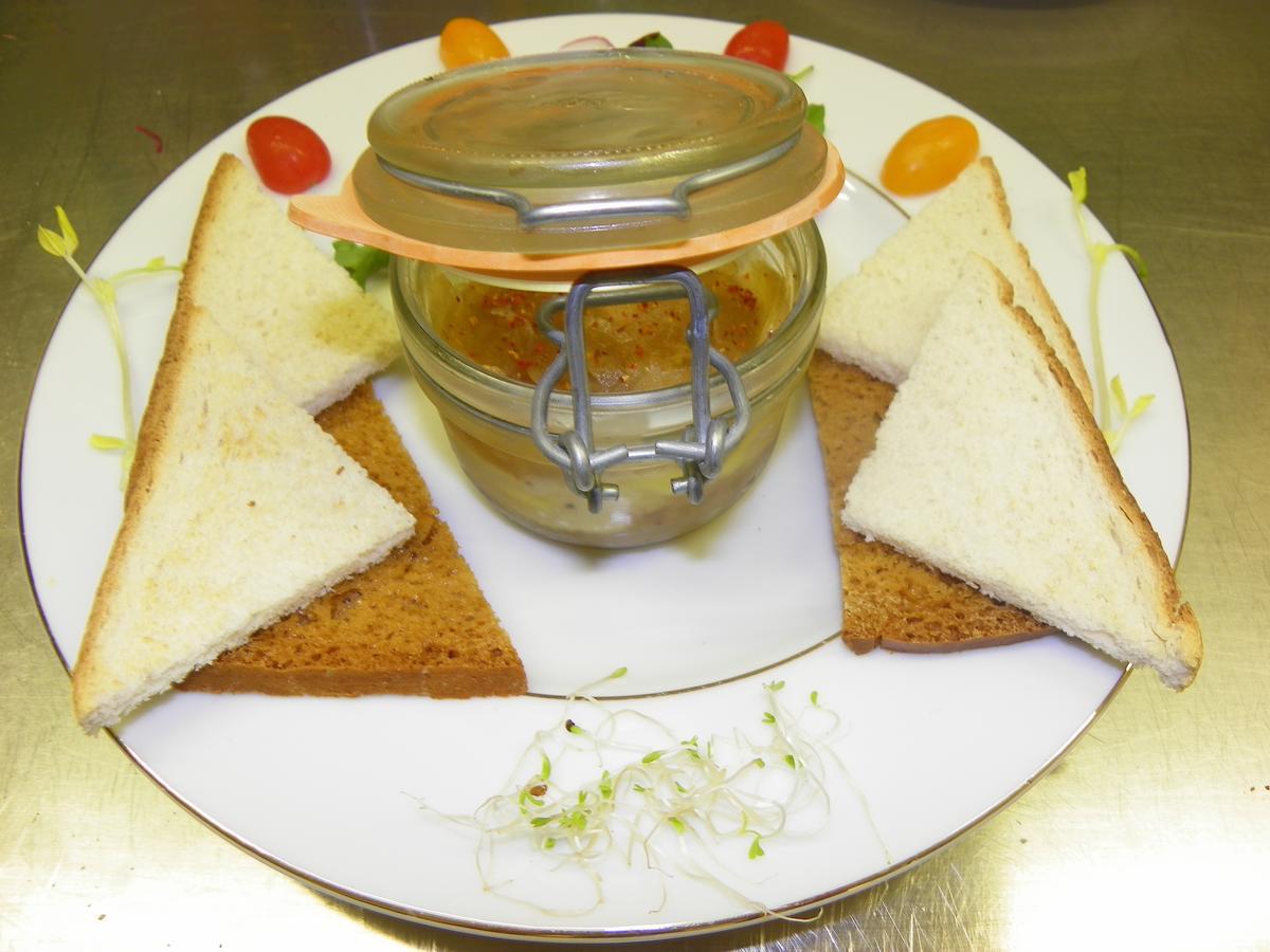 Logis- Hotel Spa Restaurant L'Epicurial Saint-Pey-de-Castets Екстериор снимка