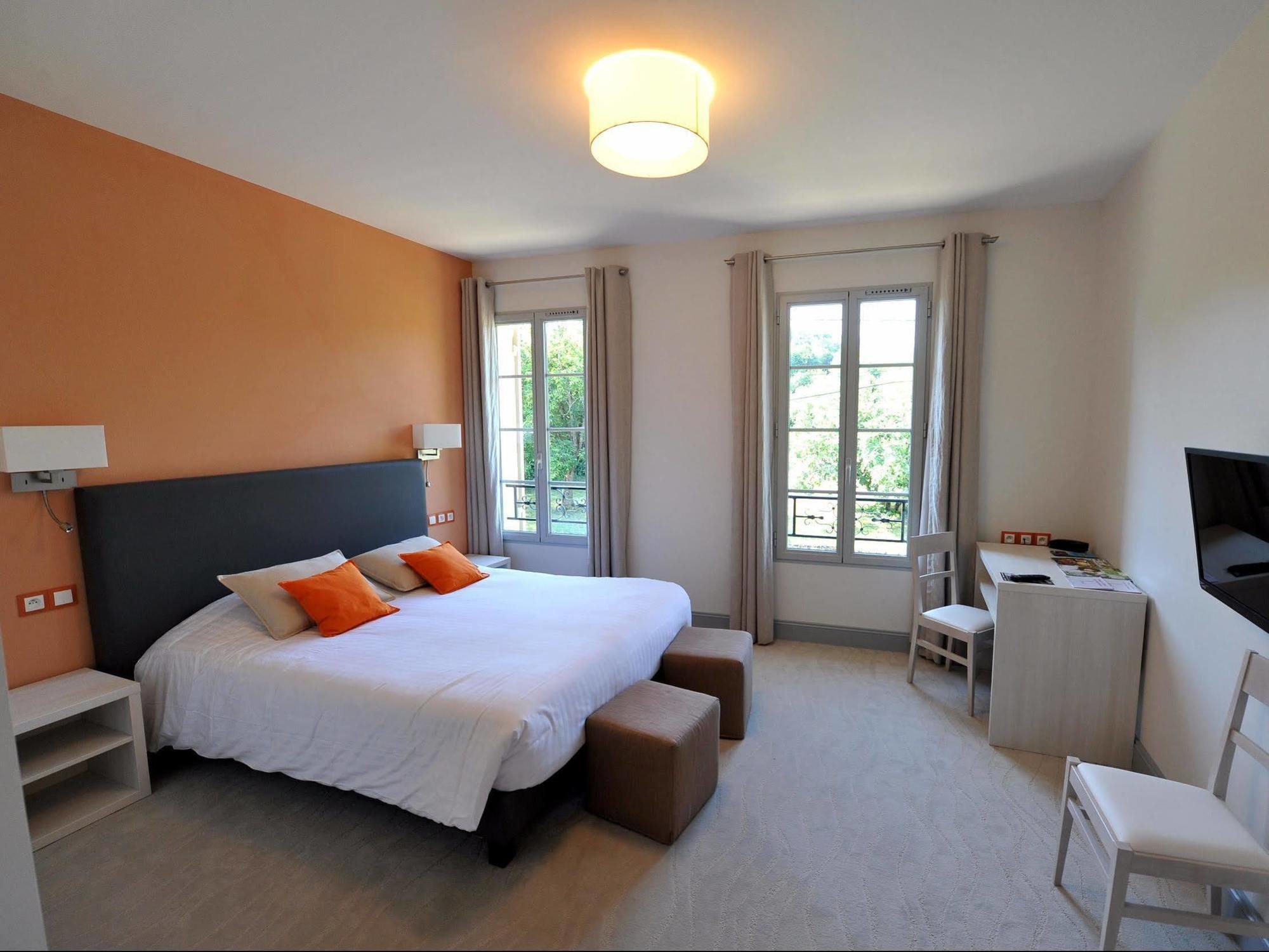 Logis- Hotel Spa Restaurant L'Epicurial Saint-Pey-de-Castets Екстериор снимка